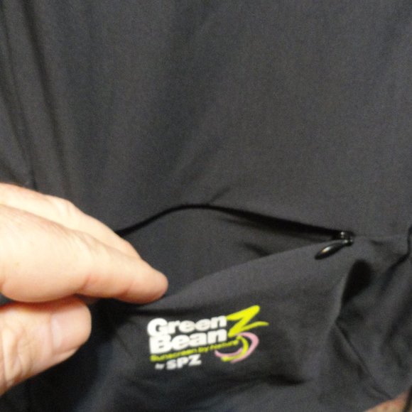 Greenbeanz Women's Rash sun guard shirt upf 50+~Beach wear~Zip pocket in… - Picture 4 of 5